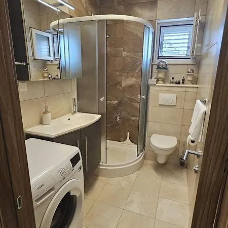 Seashell Apartment
